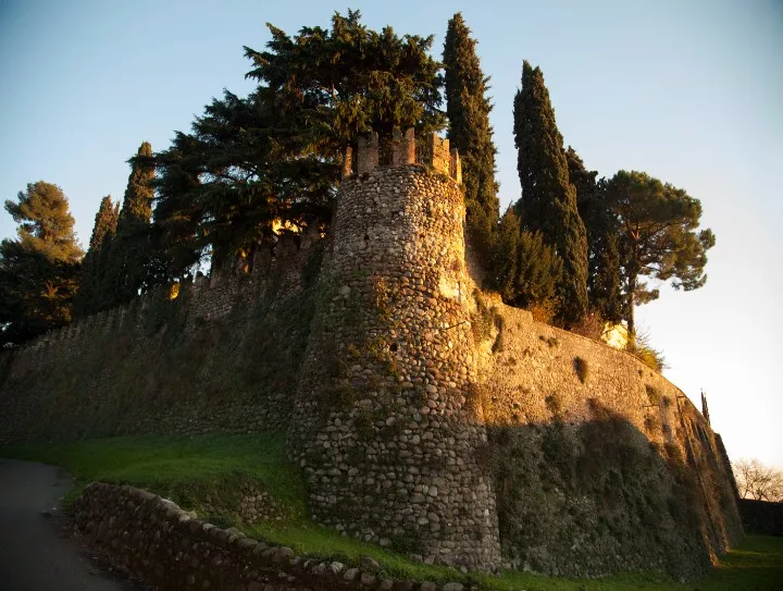 Immagine Visita al Castello e Pranzo alla Dama Bianca 5 Immagine Visita al Castello e Pranzo alla Dama Bianca 5