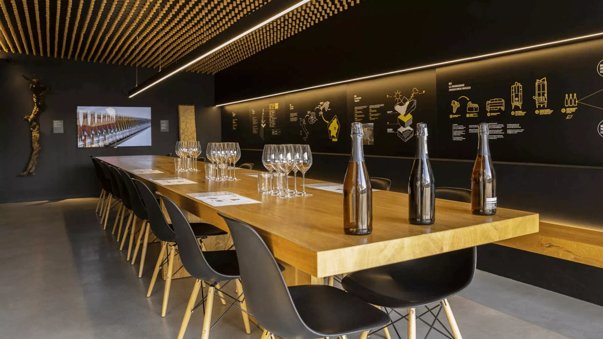 Immagine DEGUSTAZIONE PROSECCO + STUZZICHINI + TOUR CANTINA E VIGNETO 3