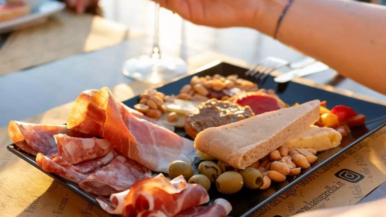 Immagine visita Degustazione Standard cantina La Sugarella