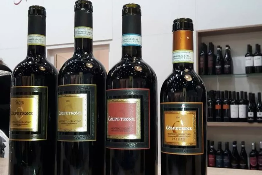Immagine La storia di Còlpetrone in tutti i suoi vini 12 Immagine La storia di Còlpetrone in tutti i suoi vini 12