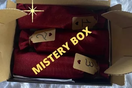 MYSTERY BOX WEISSWEINE Immagine pacchetto MYSTERY BOX WEISSWEINE
