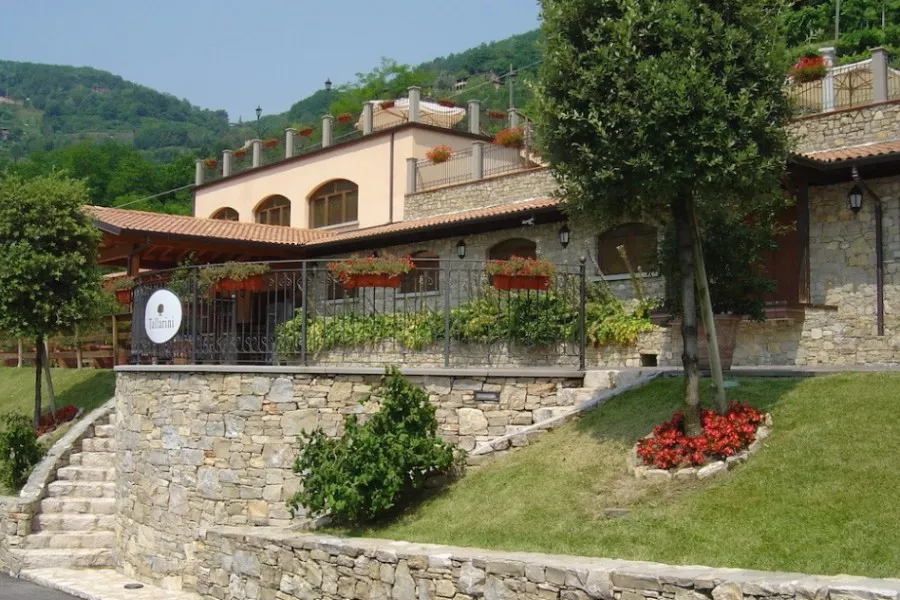 Immagine Degustazione Stellata con Visita alla cantina 13
