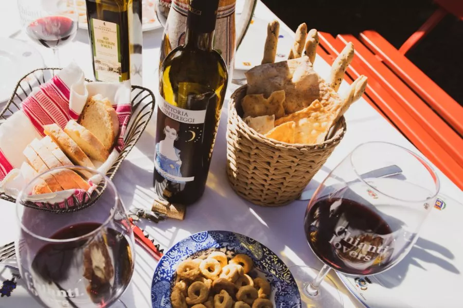 Immagine Visita con degustazione vino e olio 16 Immagine Visita con degustazione vino e olio 16