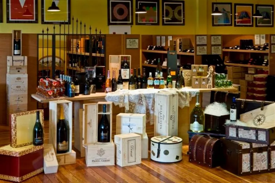 Immagine Cantine di Franciacorta - The Wine Store 4 Immagine Cantine di Franciacorta - The Wine Store 4