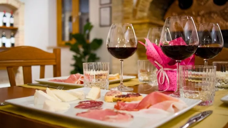 Immagine visita Degustationsbuffet cantina Cantina D'Erasmo