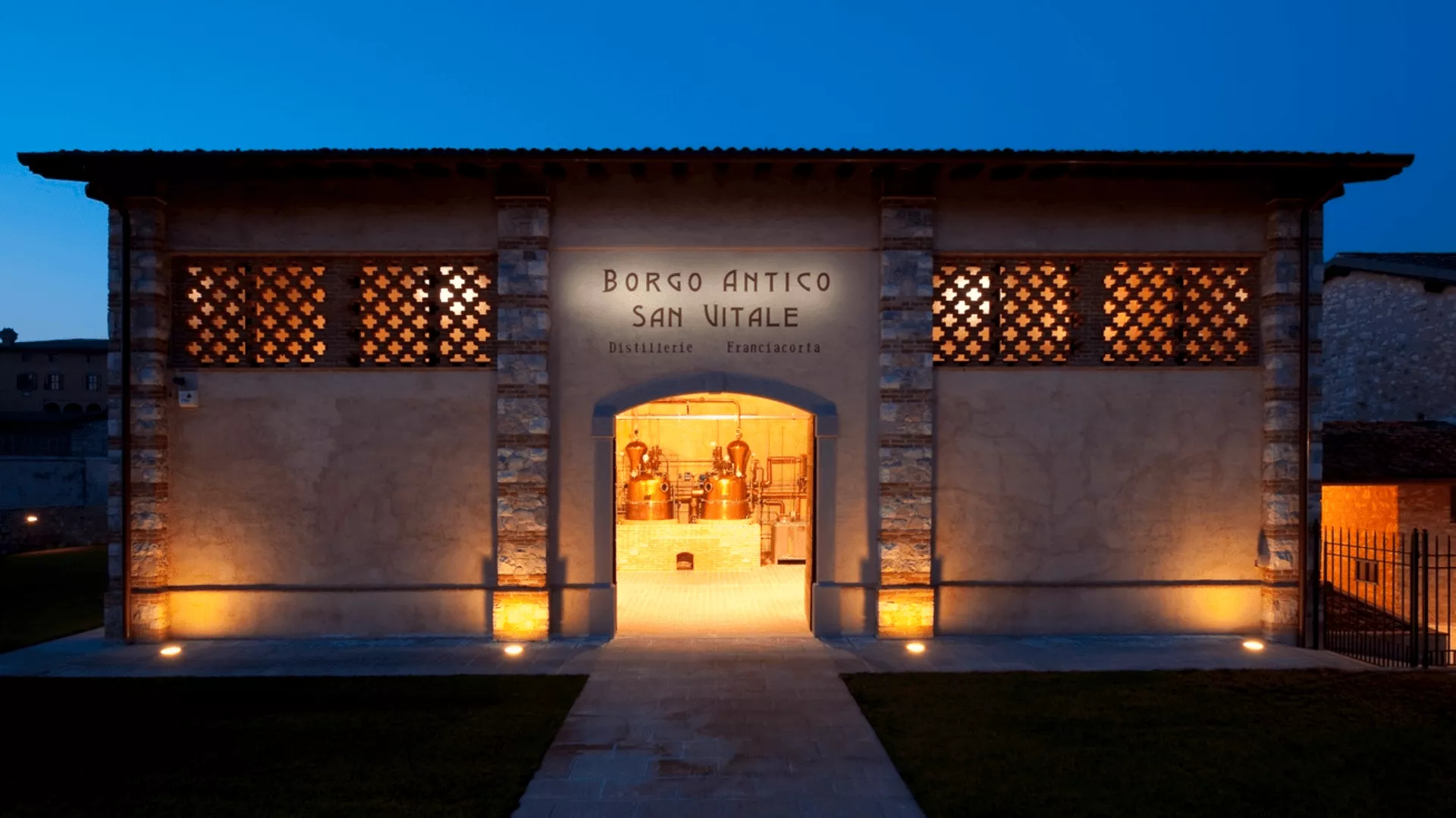 Immagine Borgo Antico San Vitale-Distillerie Franciacorta Spa 1 Immagine Borgo Antico San Vitale-Distillerie Franciacorta Spa 1