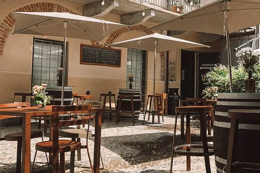 Immagine Enoteca Vicino DiVino - La Morra 4 Immagine Enoteca Vicino DiVino - La Morra 4