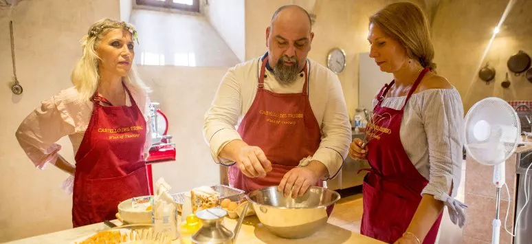 Immagine visita Tour cantine con corso di pasta fatta a mano - Interattivo