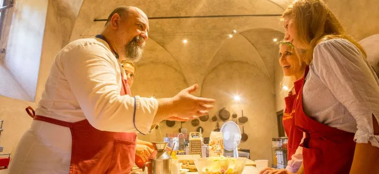 Immagine visita Masterchef tour cantina Castello del Trebbio
