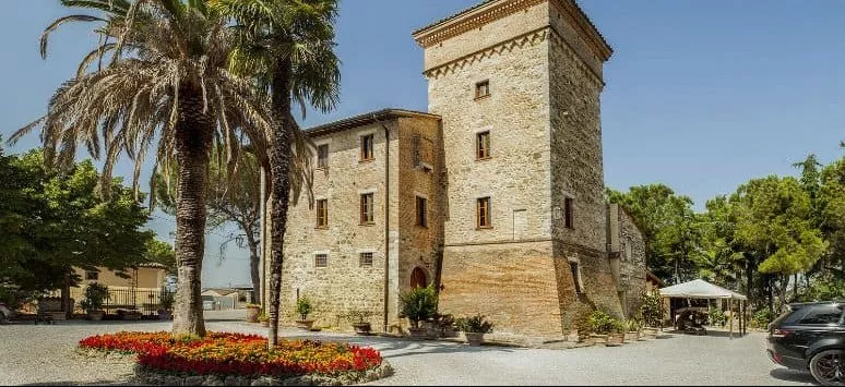 Immagine visita Visita e degustazione guidata cantina Cantine Goretti Immagine visita Visita e degustazione guidata cantina Cantine Goretti