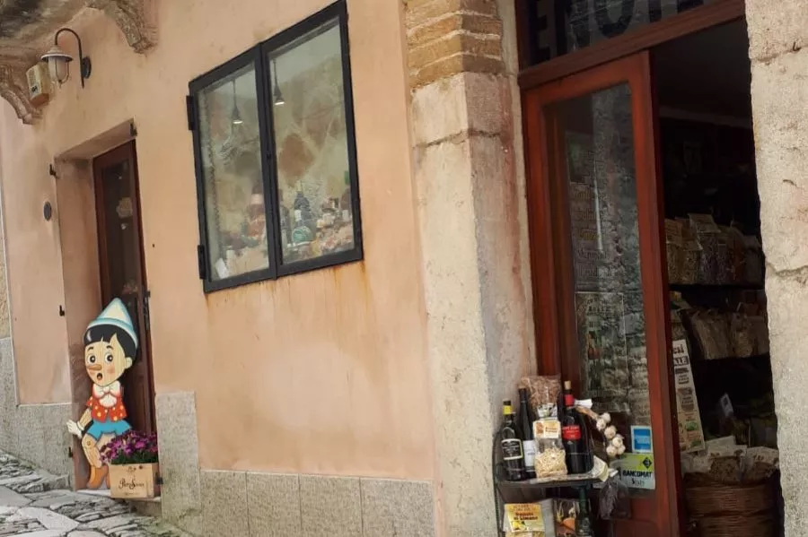 Immagine Enoteca la Sicilia in bocca 3