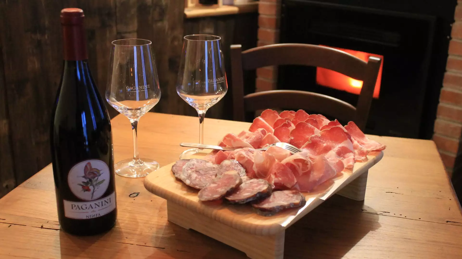 Immagine visita DEGUSTAZIONE ‘TONNEAU’  cantina Podere Paganini