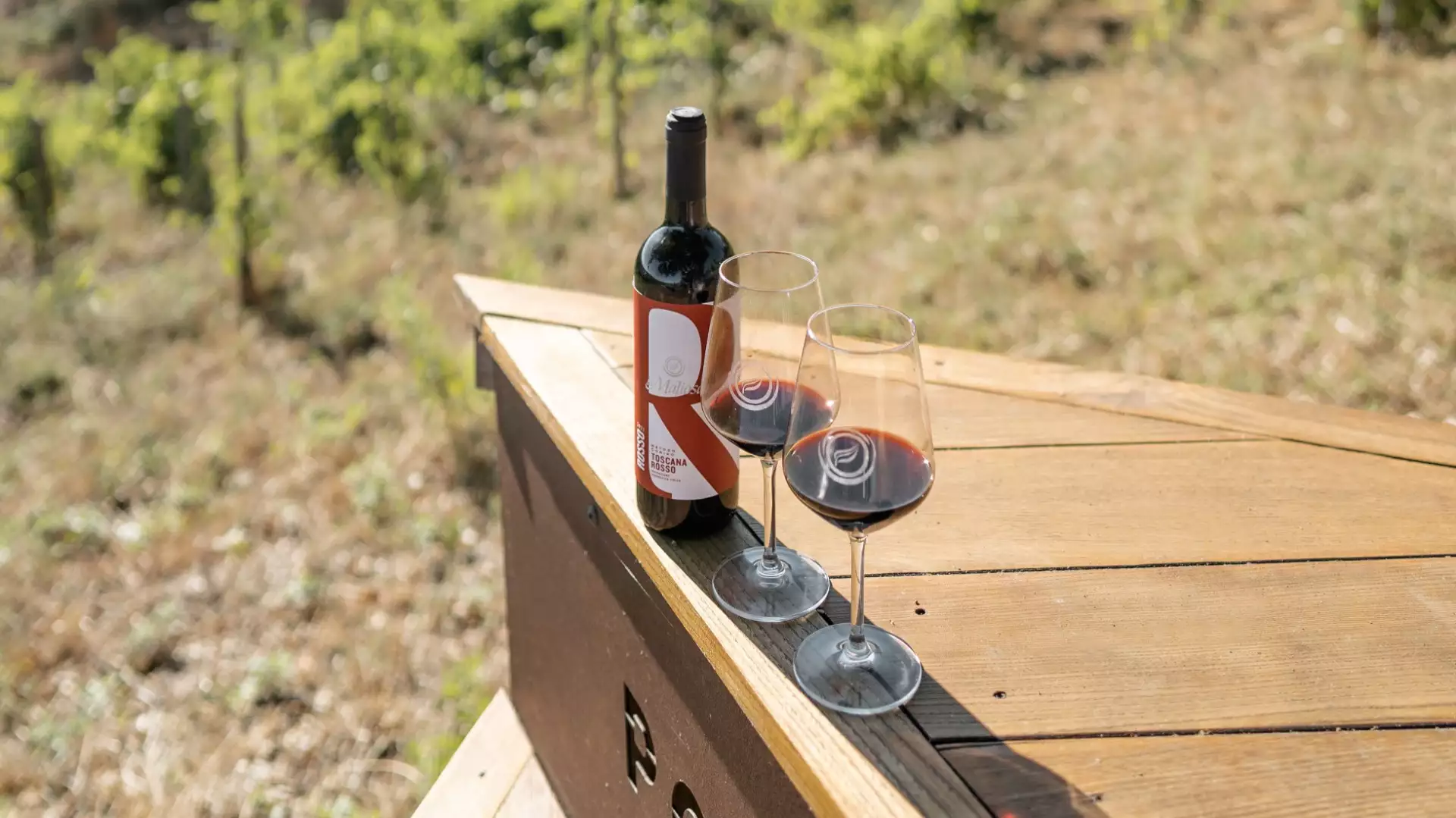 Immagine visita Scovaventi Deck - Picknick im Weinberg unter der Großen Eiche cantina Fattoria La Maliosa Immagine visita Scovaventi Deck - Picknick im Weinberg unter der Großen Eiche cantina Fattoria La Maliosa