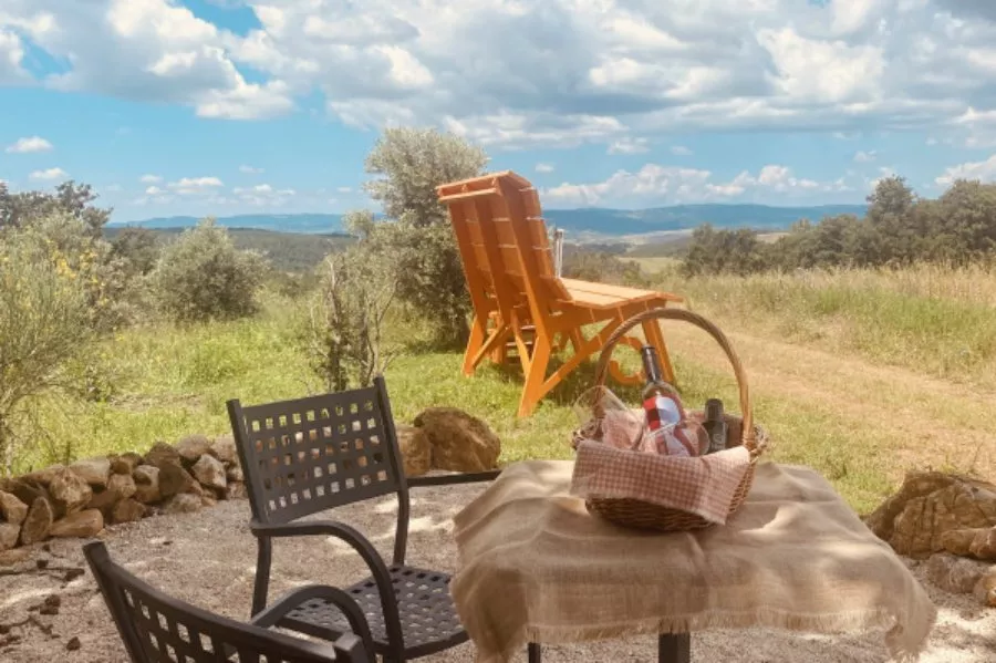 Immagine Lunch picnic tra le colline della Maremma toscana 2 Immagine Lunch picnic tra le colline della Maremma toscana 2