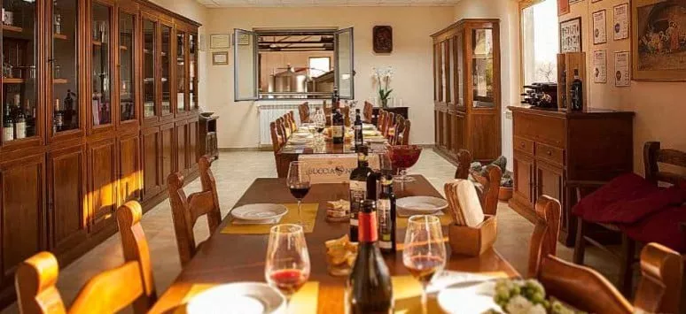 Immagine visita Degustazione di Chianti nelle tre versioni cantina Cantina Buccia Nera
